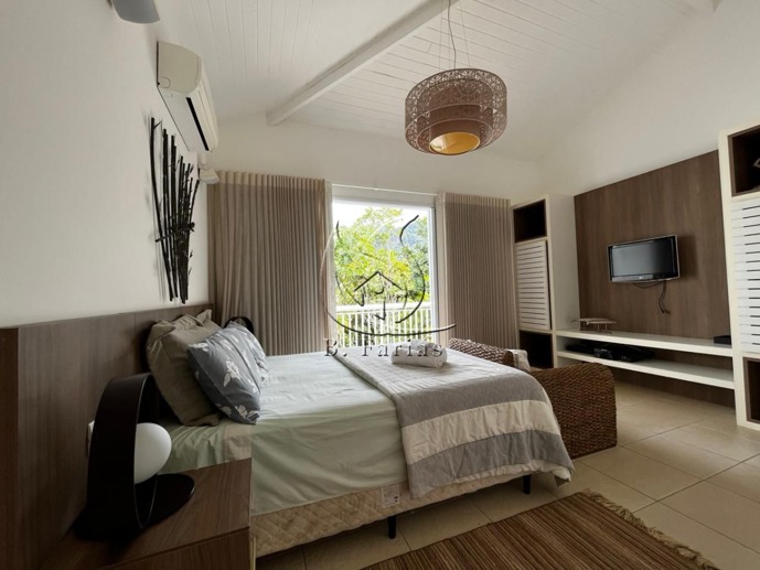 Casa com 4 Quartos à Venda, 300,00 m² - Foto 37