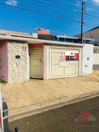 Casa com 3 Quartos à Venda, 250,00 m² - Foto 1