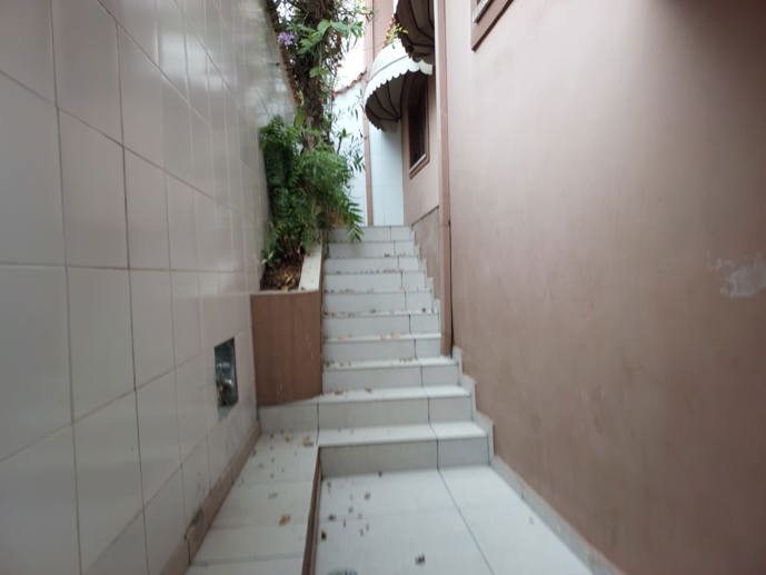Casa com 4 Quartos à Venda - Foto 3