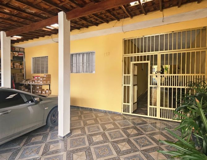 Casa com 4 Quartos à Venda, 250,00 m² - Foto 3