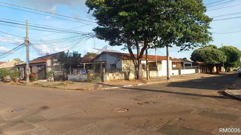 Casa com 2 Quartos à Venda, 360,00 m² - Foto 1