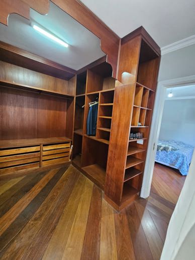 Casa com 4 Quartos à Venda - Foto 34