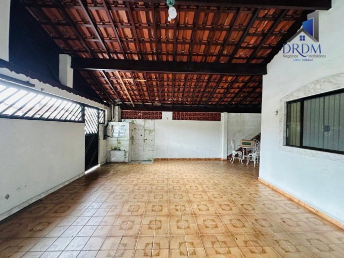 Casa com 5 Quartos à Venda, 205,71 m² - Foto 1