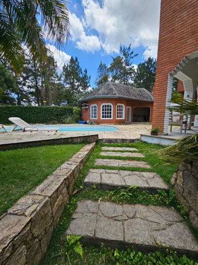 Casa com 4 Quartos à Venda - Foto 28