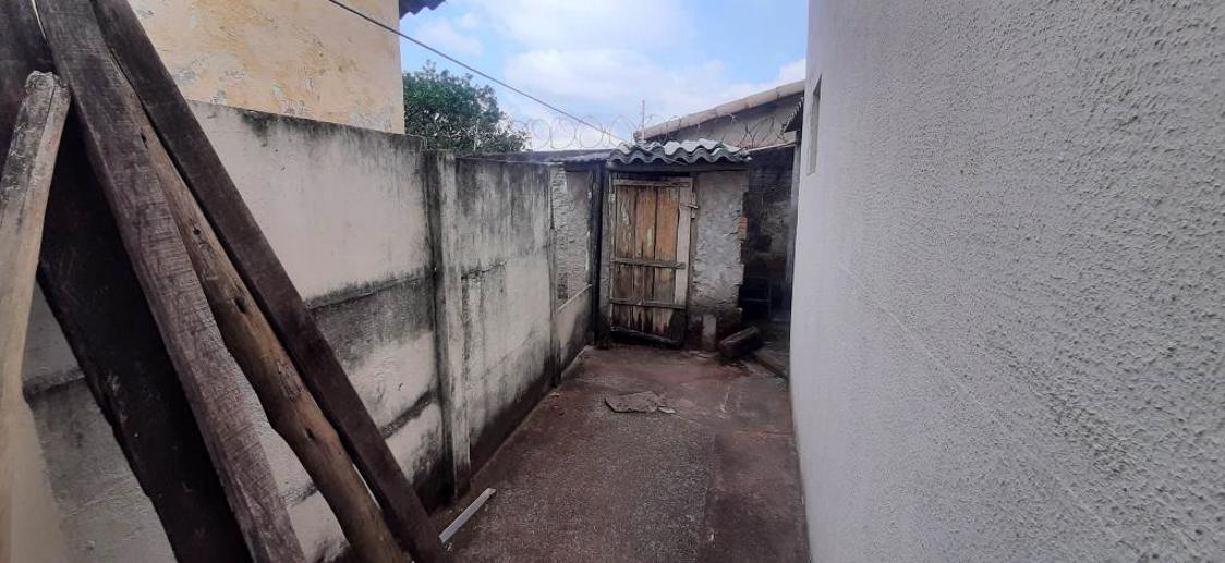 Casa com 2 Quartos à Venda - Foto 4