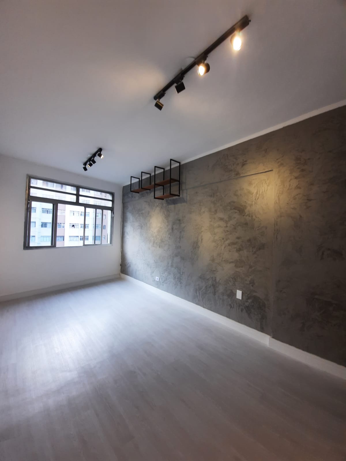 Apartamento com 1 Quarto à Venda - Foto 4