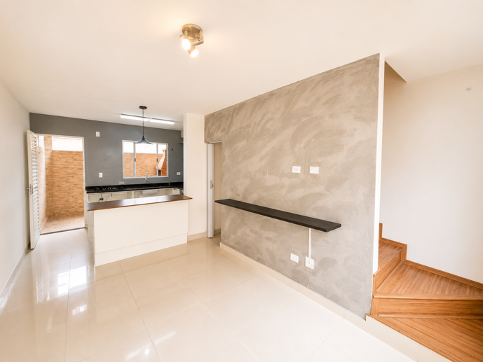 Casa com 2 Quartos à Venda, 60,00 m² - Foto 2