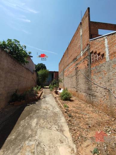 Casa com 3 Quartos à Venda, 250,00 m² - Foto 2