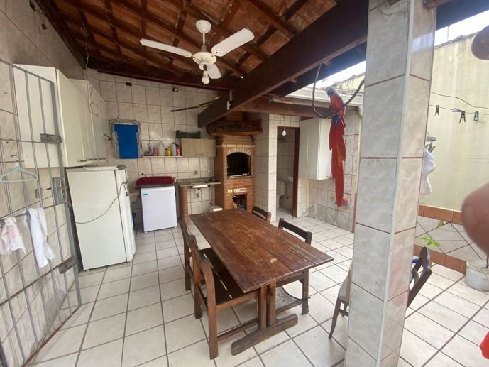 Casa com 4 Quartos para Temporada - Foto 11