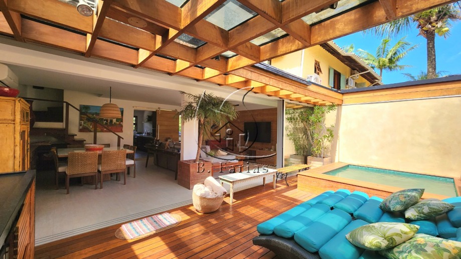 Casa com 4 Quartos para Temporada, 170,00 m² - Foto 1