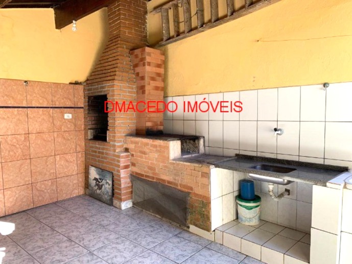 Casa com 4 Quartos à Venda - Foto 4