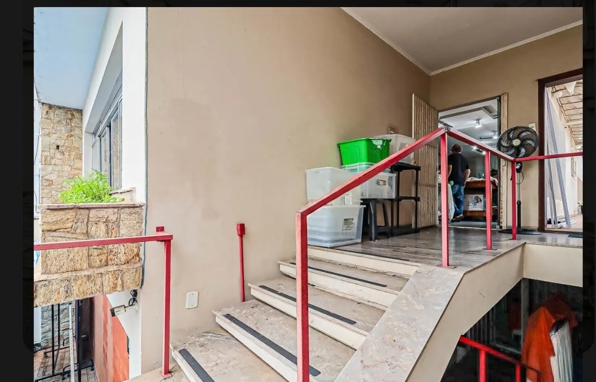 Casa com 5 Quartos à Venda - Foto 4