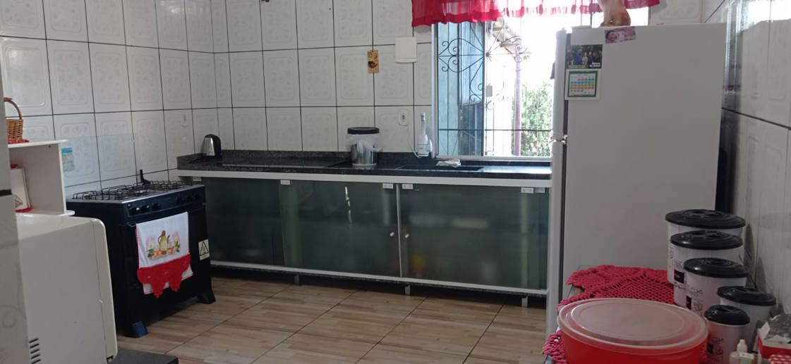 Casa com 4 Quartos à Venda, 220,00 m² - Foto 3