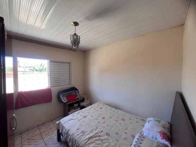 Casa com 2 Quartos à Venda - Foto 9