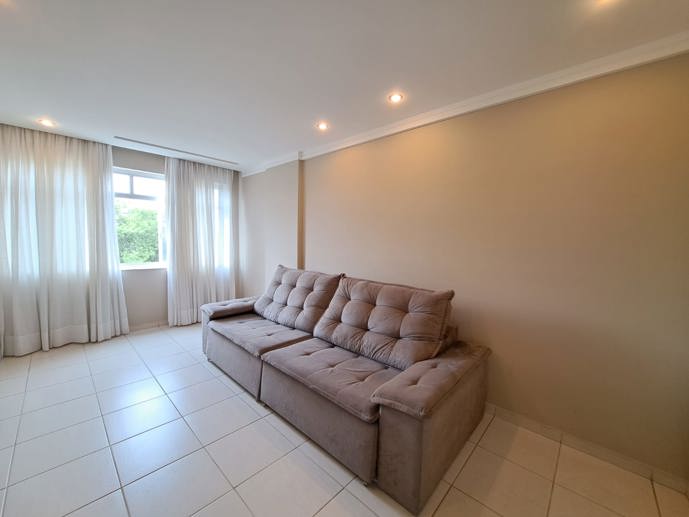 Apartamento com 3 Quartos à Venda - Foto 3