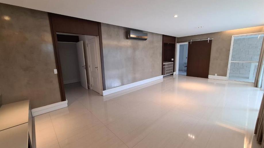 Apartamento com 4 Quartos à Venda, 233,00 m² - Foto 3