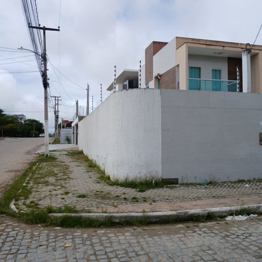 Casa com 3 Quartos à Venda - Foto 2