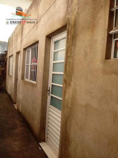 Casa com 3 Quartos à Venda - Foto 2