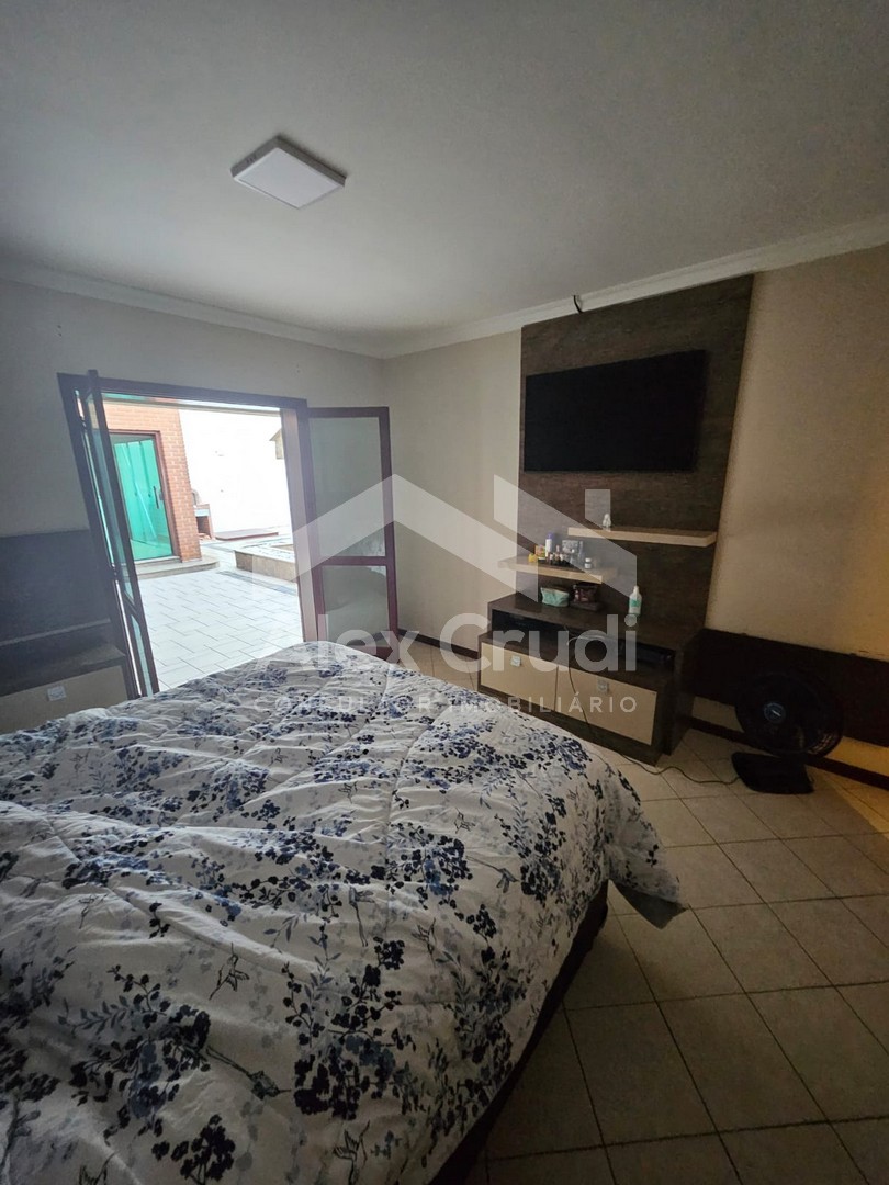 Casa com 4 Quartos à Venda, 500,00 m² - Foto 13