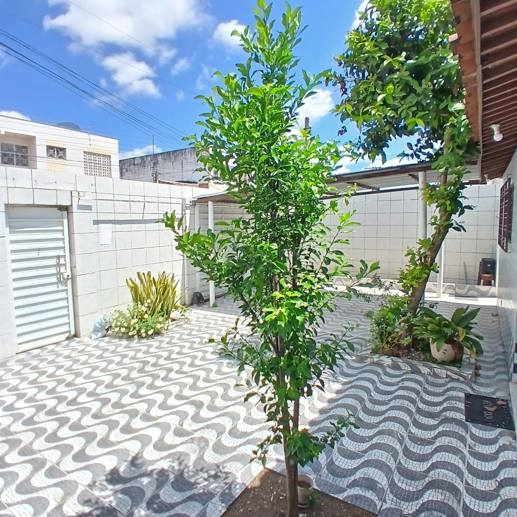 Casa com 2 Quartos à Venda, 200,00 m² - Foto 3