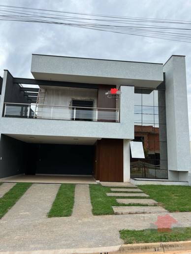 Casa com 4 Quartos à Venda, 286,00 m² - Foto 1