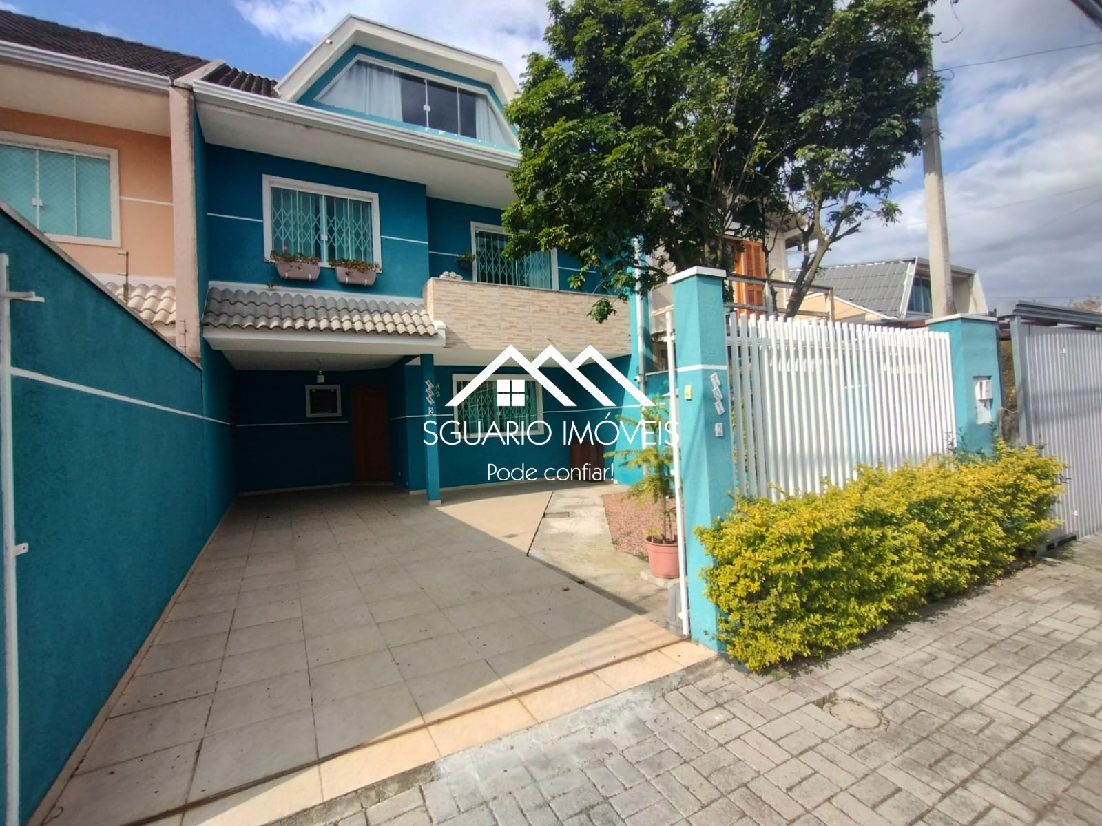 Casa com 3 Quartos à Venda, 250,00 m² - Foto 2