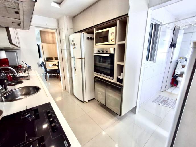 Apartamento com 3 Quartos à Venda - Foto 32