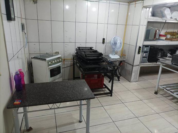 Comercial com 3 Quartos à Venda, 220,00 m² - Foto 2