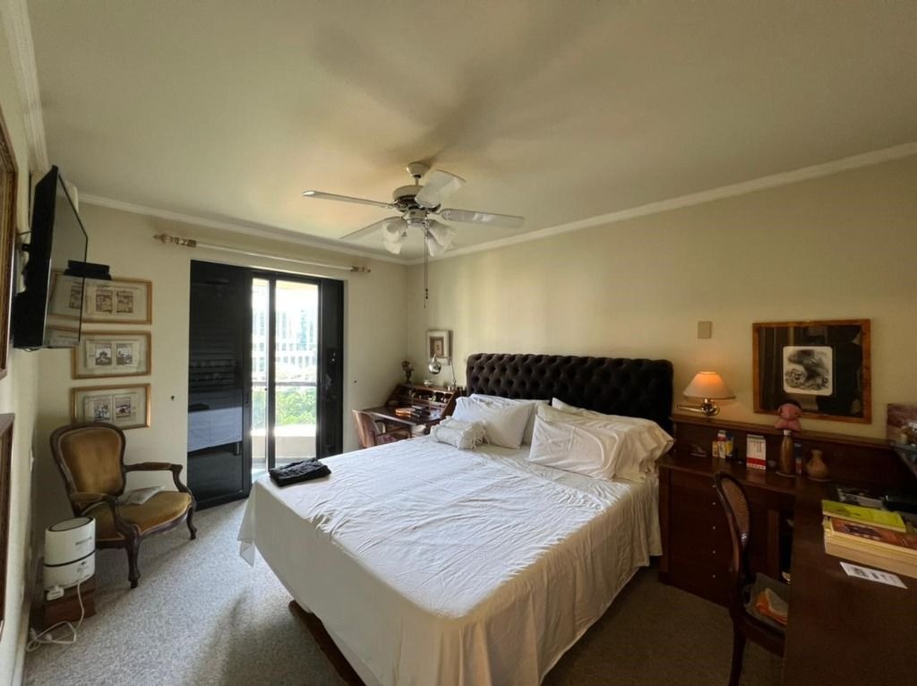 Apartamento com 4 Quartos à Venda - Foto 24