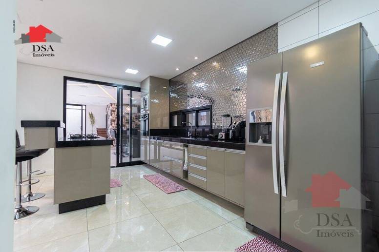 Casa com 3 Quartos à Venda, 250,00 m² - Foto 7