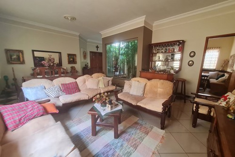 Casa com 3 Quartos à Venda, 465,64 m² - Foto 7