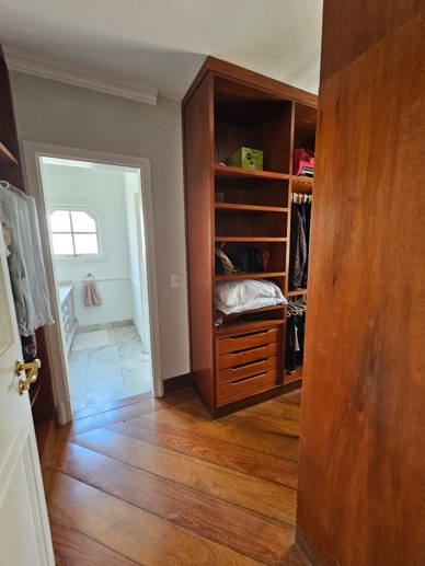 Casa com 4 Quartos à Venda - Foto 42
