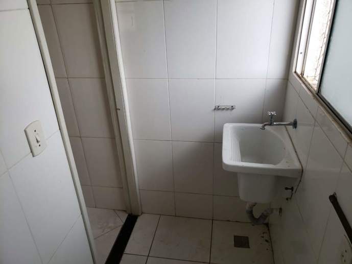 Apartamento com 3 Quartos à Venda - Foto 8