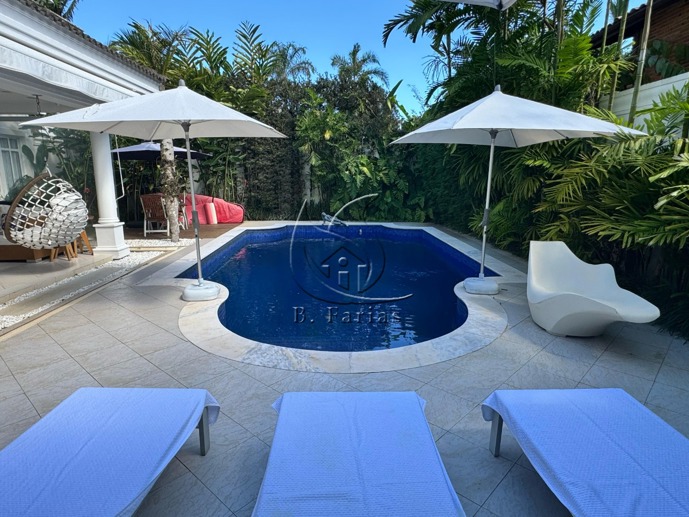 Casa com 5 Quartos para Temporada, 470,00 m² - Foto 4
