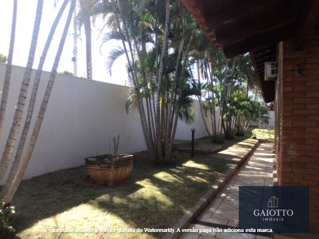 Casa com 3 Quartos à Venda, 1.076,59 m² - Foto 3