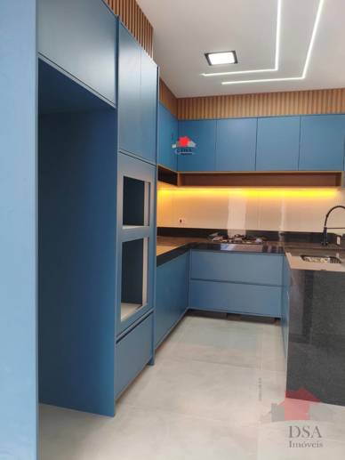 Casa com 3 Quartos à Venda, 250,00 m² - Foto 3