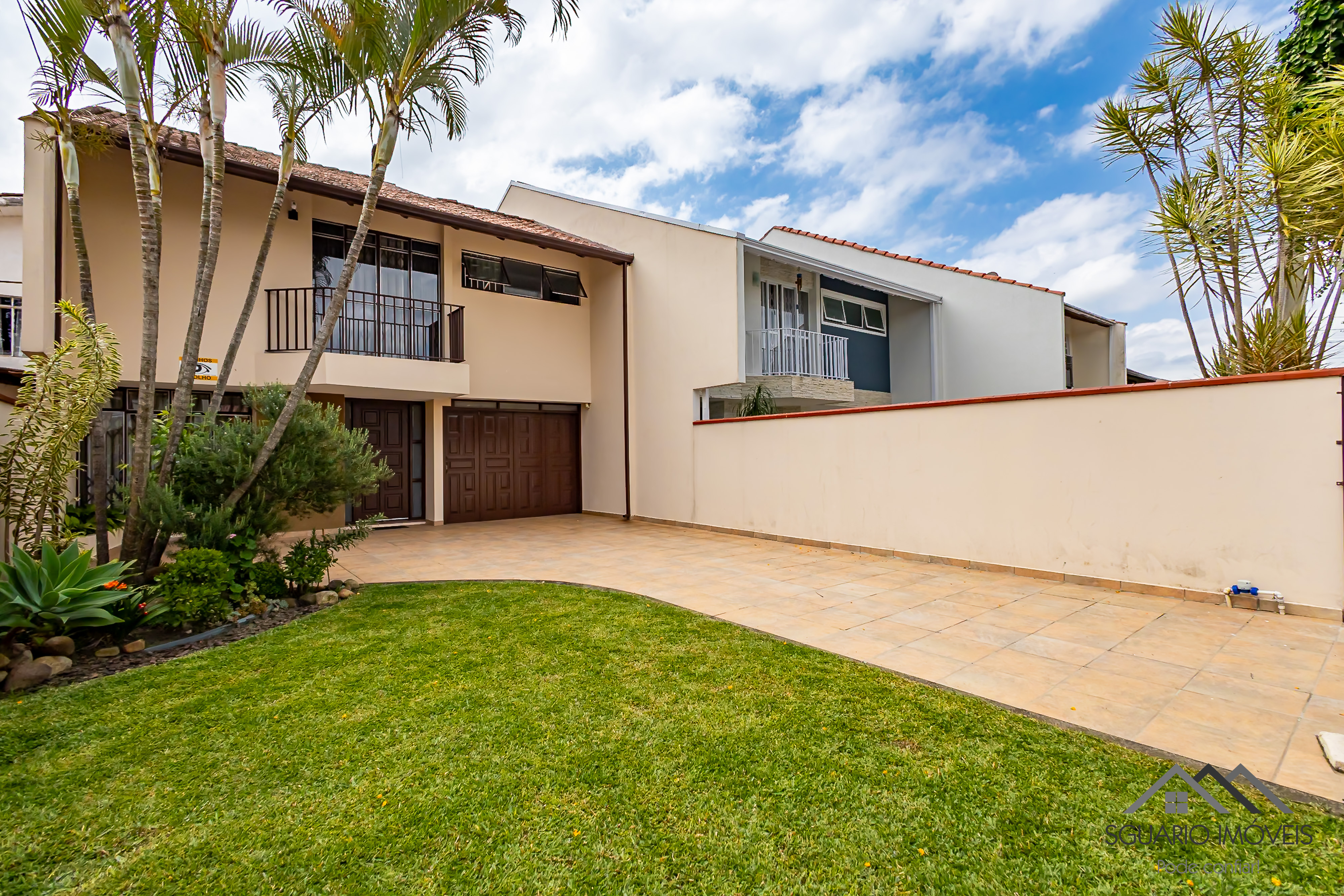 Casa com 3 Quartos à Venda, 296,00 m² - Foto 2
