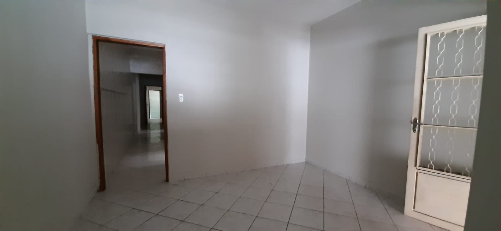 Casa com 2 Quartos à Venda, 150,00 m² - Foto 2