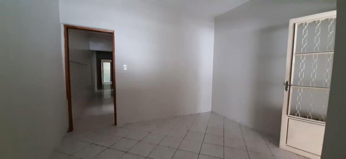 Casa com 2 Quartos à Venda, 150,00 m² - Foto 2