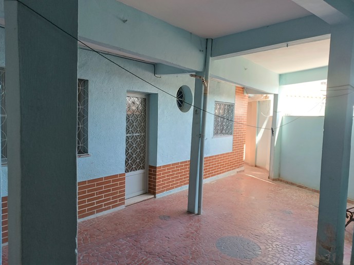 Casa com 2 Quartos para Alugar, 77,00 m² - Foto 2