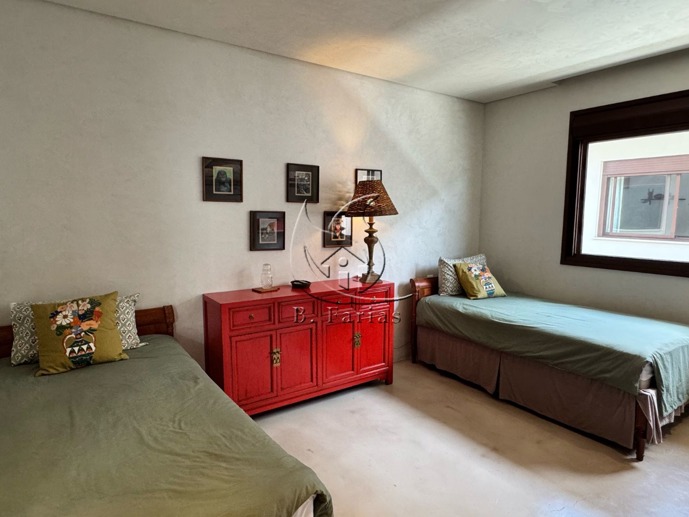 Casa com 5 Quartos para Temporada, 504,50 m² - Foto 4