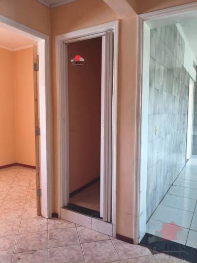 Casa com 3 Quartos à Venda, 250,00 m² - Foto 4