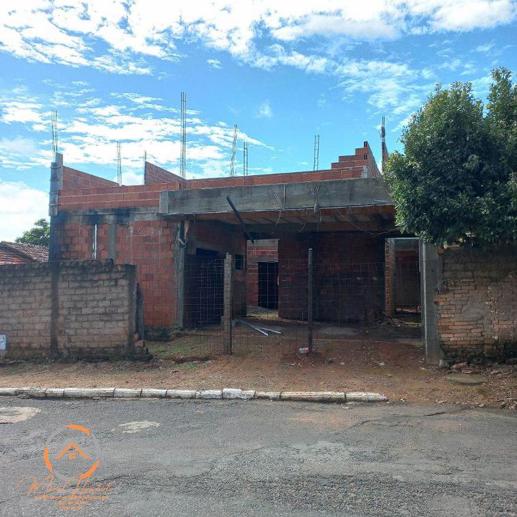 Casa com 2 Quartos à Venda, 195,35 m² - Foto 1