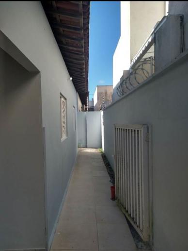 Casa com 3 Quartos à Venda - Foto 2