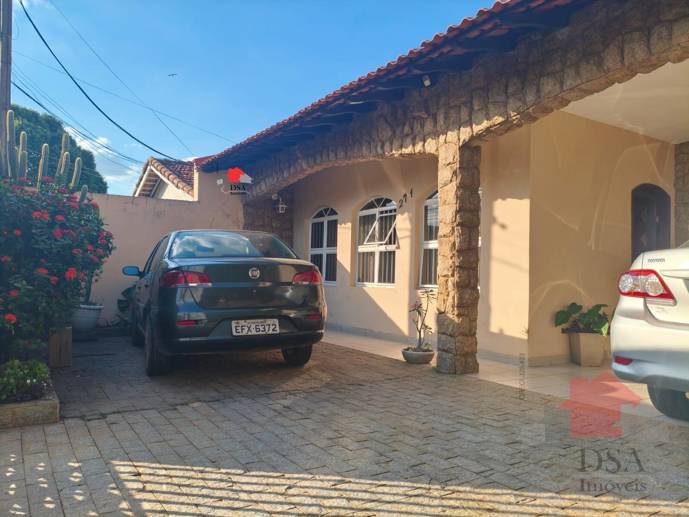Casa com 3 Quartos à Venda, 300,00 m² - Foto 3