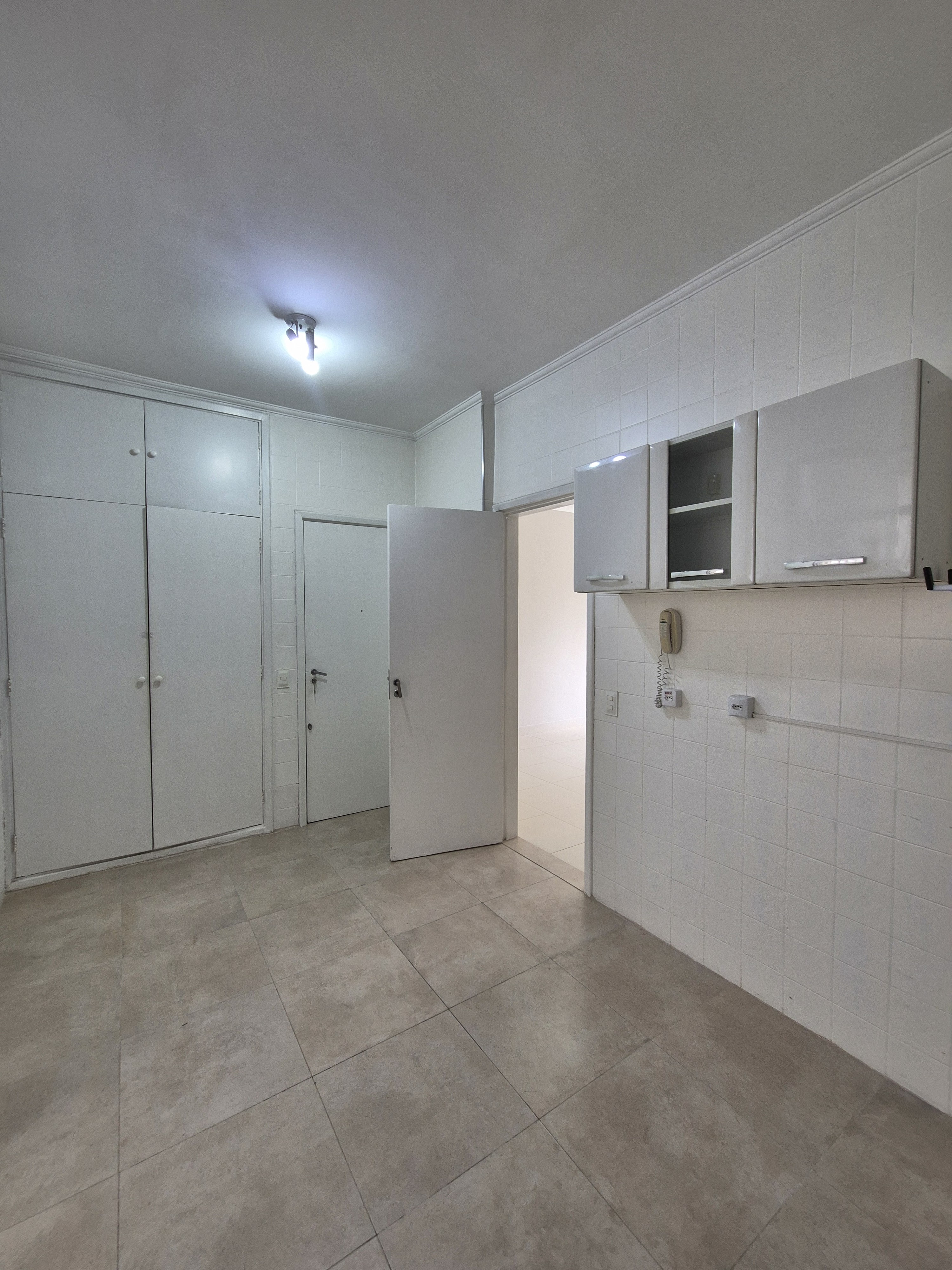 Apartamento com 3 Quartos à Venda - Foto 9