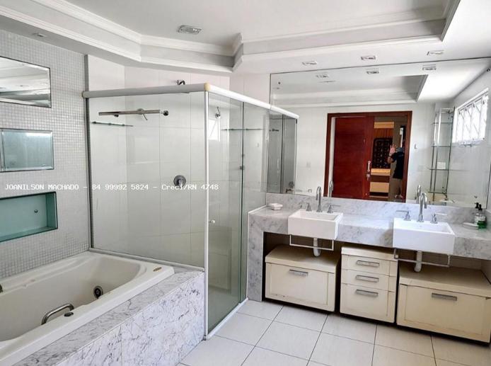 Casa com 4 Quartos à Venda, 300,00 m² - Foto 22