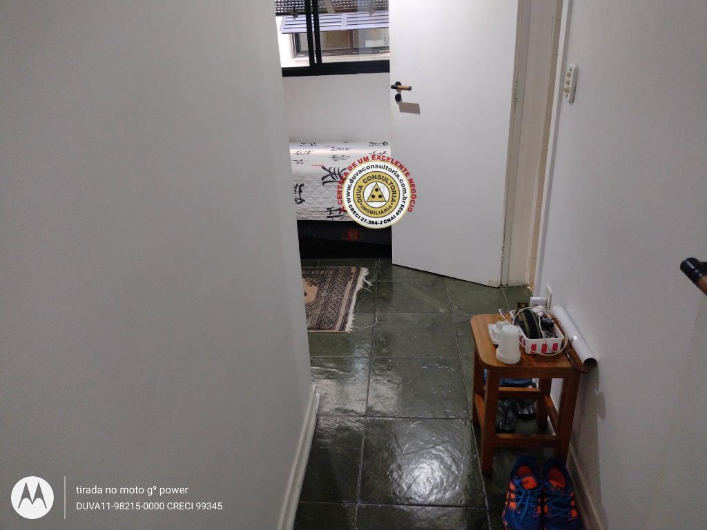 Apartamento com 3 Quartos à Venda - Foto 8