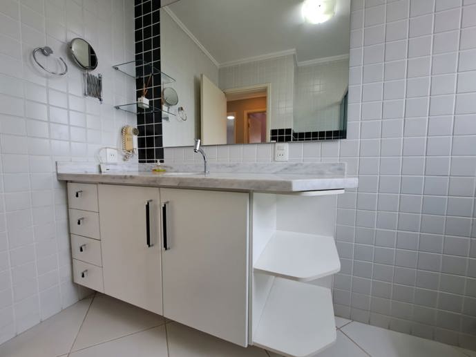 Apartamento com 3 Quartos à Venda - Foto 17