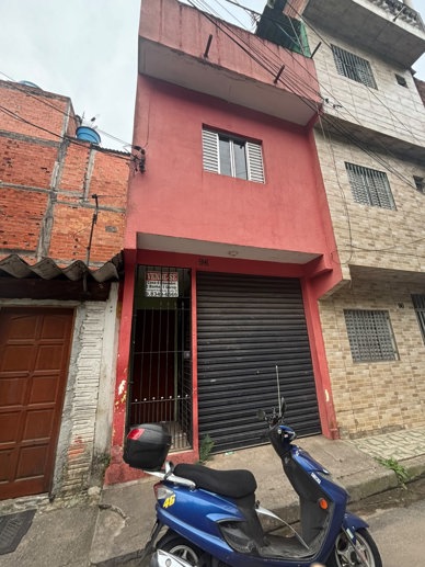 Casa com 2 Quartos à Venda, 100,00 m² - Foto 1